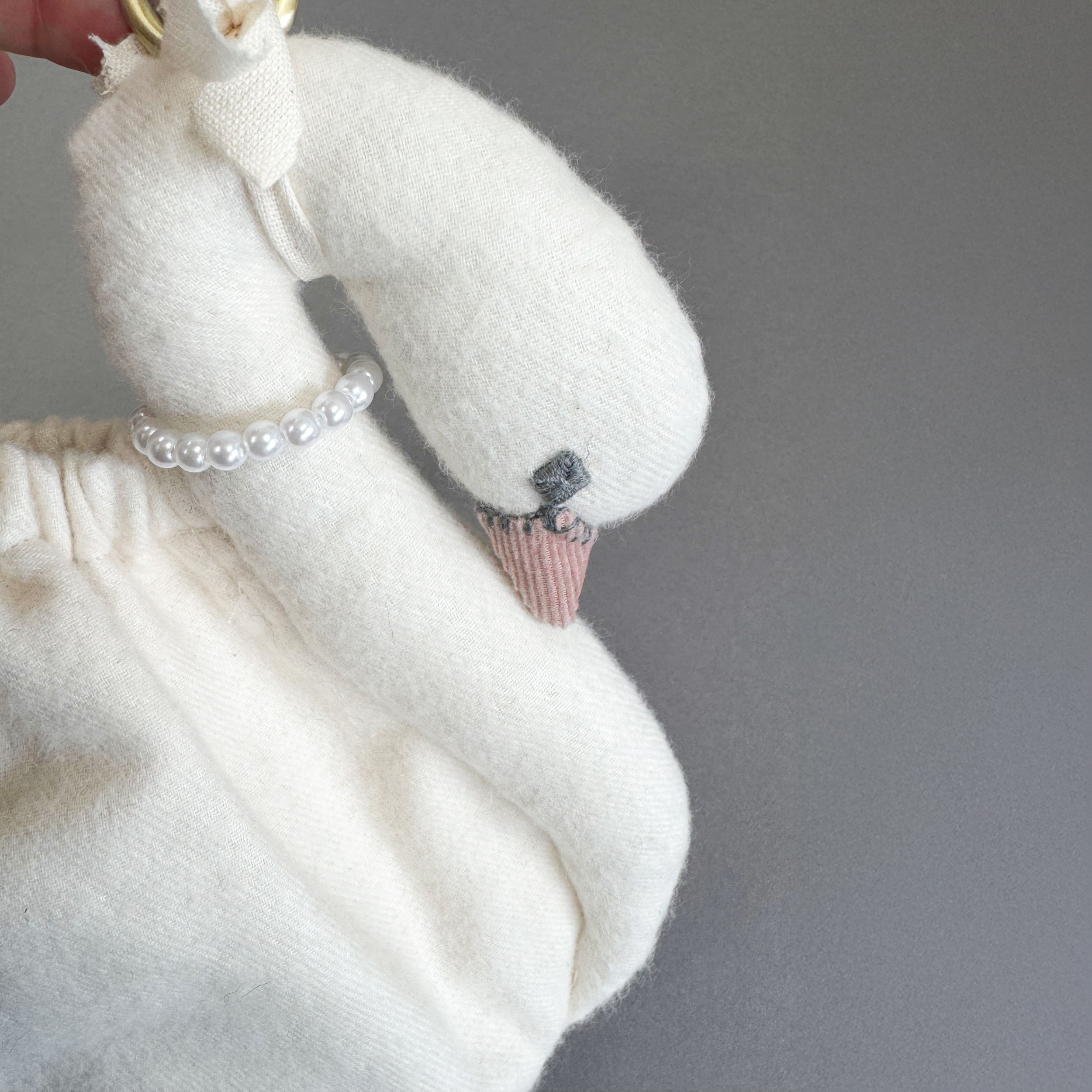 【 スワンポーチ S 】白鳥巾着 パール付き